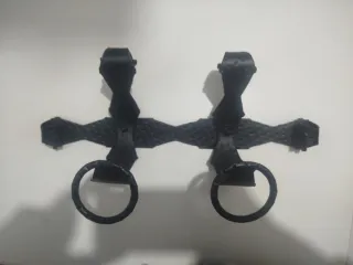 Percheros de forja con anillas