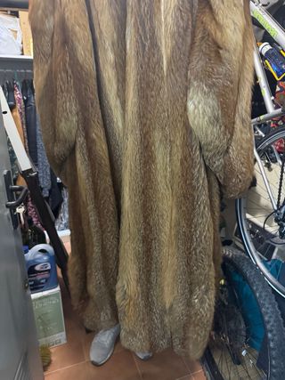 Abrigo de piel largo