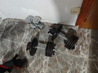 Banco de pesas y mancuernas