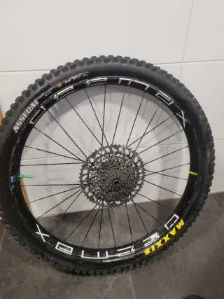 Rueda Mavic e-Deemax 35 27.5 XD