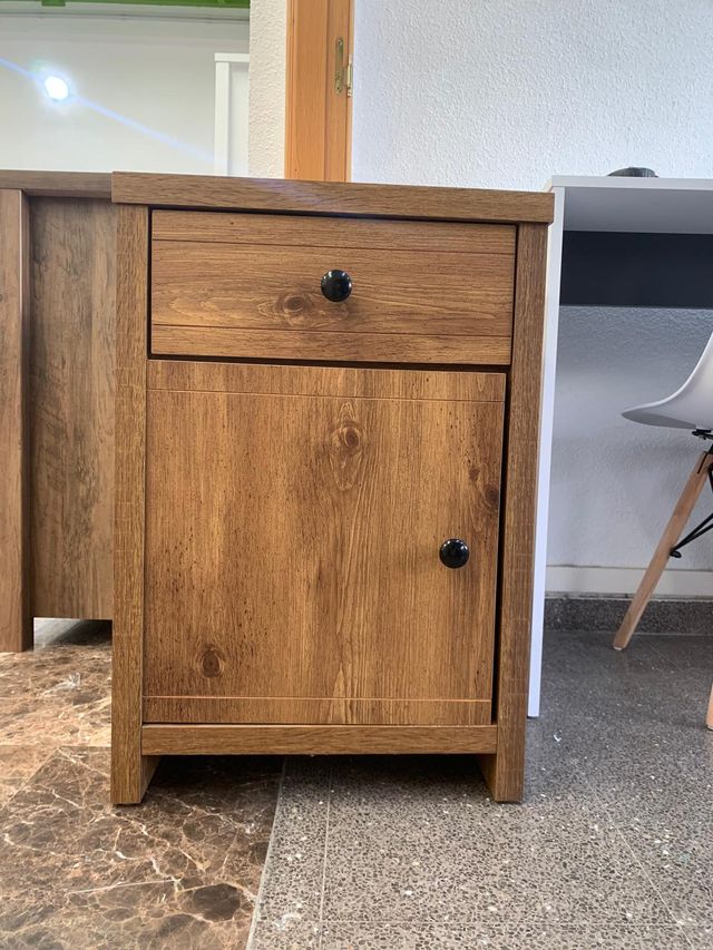 Mesita de noche madera y mármol EN LIQUIDACION