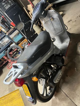 Honda Scoopy 50cc Scooter  80cc