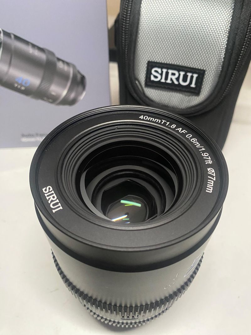 Objetivo Sirui 40mm T1.8 AF Anamórfico E Mount afbeelding 2