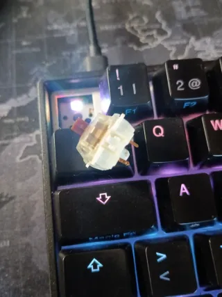 Teclado Mecánico Gaming RGB Negro