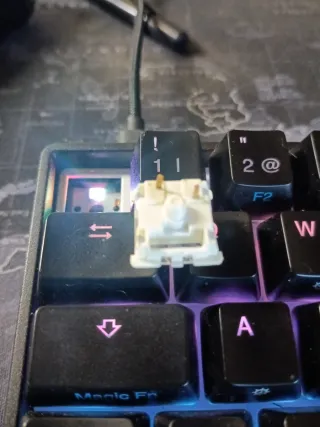 Teclado Mecánico Gaming RGB Negro