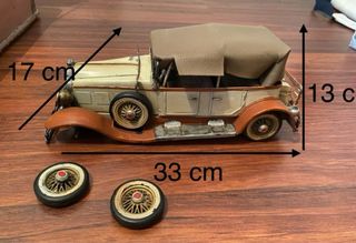 Coche antiguo de colección