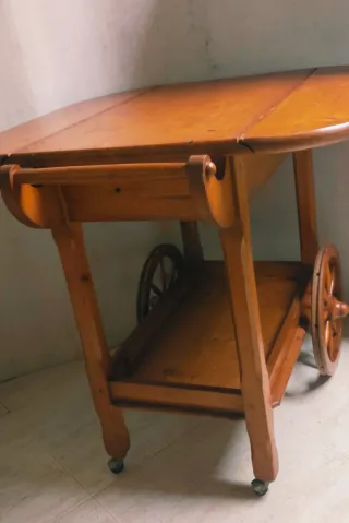 Carrito con alas abatibles de bar vintage