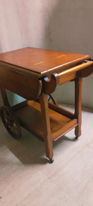 Carrito con alas abatibles de bar vintage