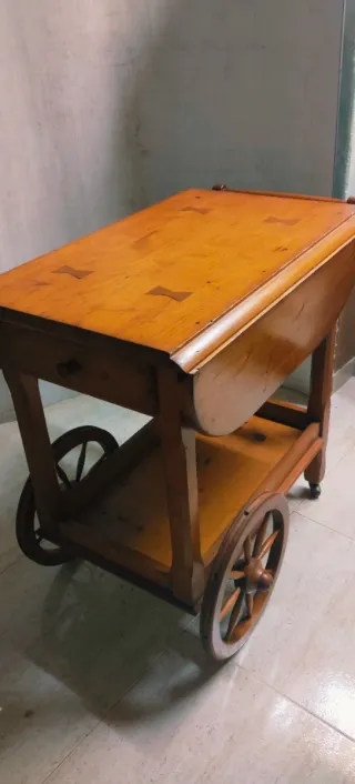 Carrito con alas abatibles de bar vintage