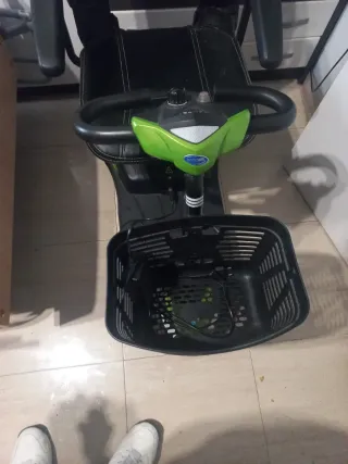 Moto eléctrica para personas mayores