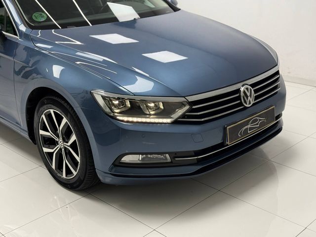 VW Passat Variant 2.0TDI Advance desde 295€/mes*