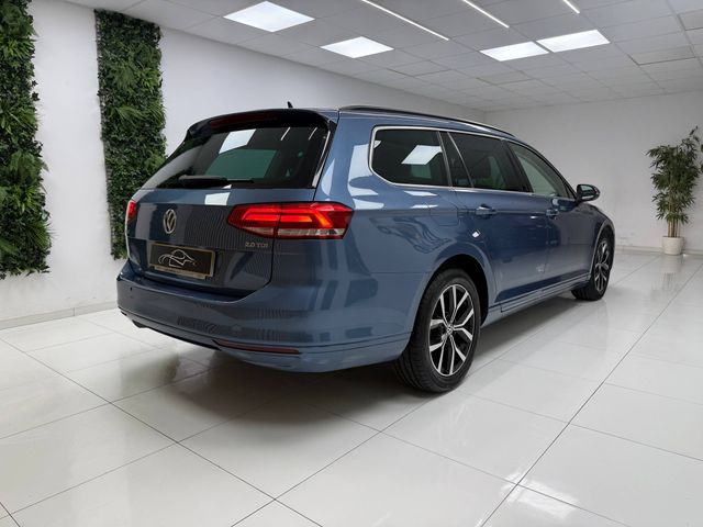 VW Passat Variant 2.0TDI Advance desde 295€/mes*