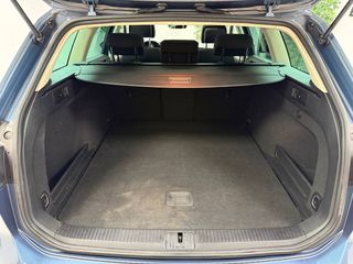 VW Passat Variant 2.0TDI Advance desde 295€/mes*