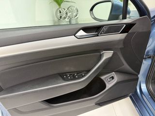 VW Passat Variant 2.0TDI Advance desde 295€/mes*