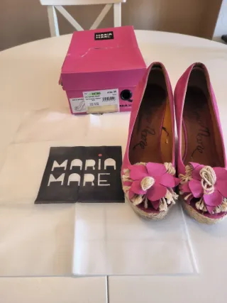 Zapatos cuña Maria Mare fucsia