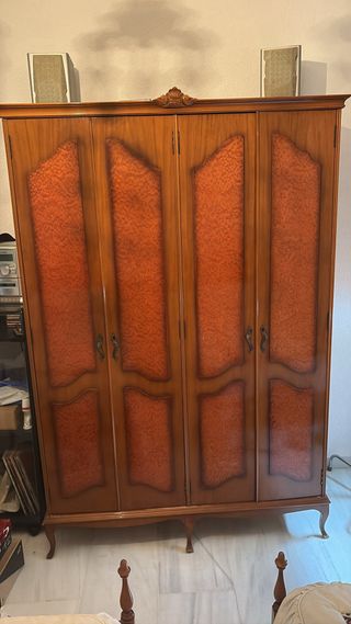 Dormitorio Vintage Madera y Tela