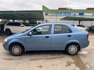 DAEWOO Kalos 1.4 SR 16v ano modelo 2004