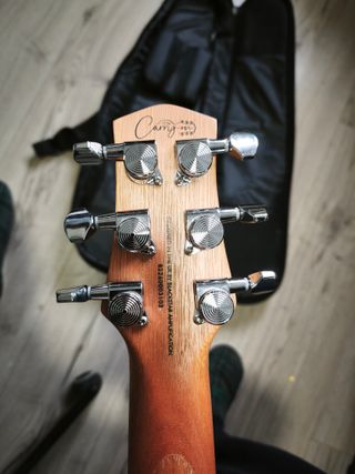 Guitarra de viaje Blackstar Carry On ST + Extras