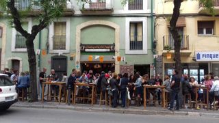 Mesas madera. Barato economico. Sillas taburetes