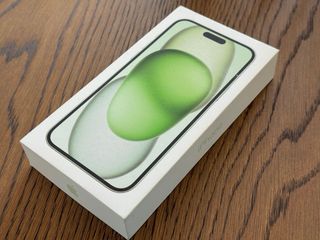 iPhone 15 Plus verde 256gb impecable