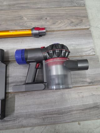 Dyson V8 Aspiradora Inalámbrica