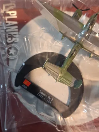 Maqueta Avión Tupolev Tu-2 USSR 1:144