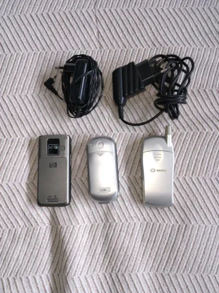 Lote 3 Móviles Motorola y Siemens