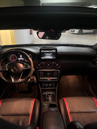 Mercedes-Benz A45 AMG