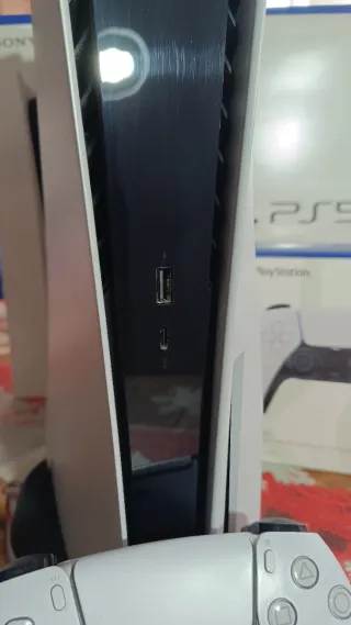 Consola PlayStation 5 con disco