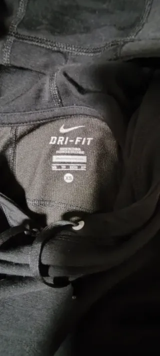 Sudadera Nike Negra con Capucha