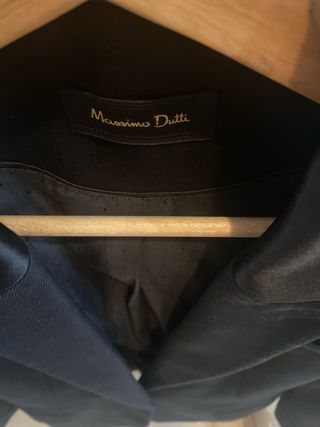 Americana Massimo Dutti cuello raso