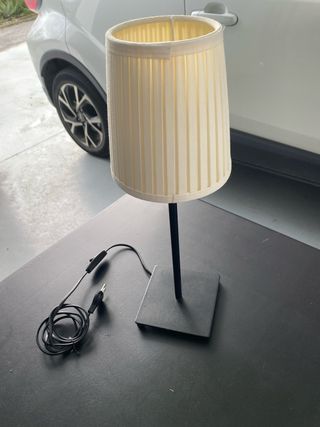 Lámpara de mesa Ikea