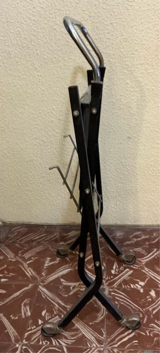 Carro TV Retro plegable y con ruedas