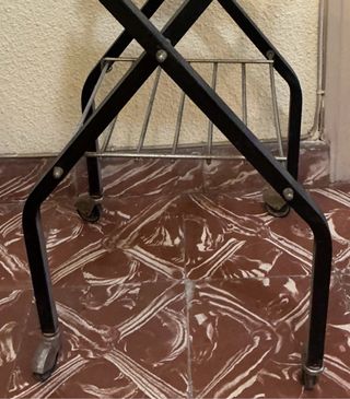 Carro TV Retro plegable y con ruedas