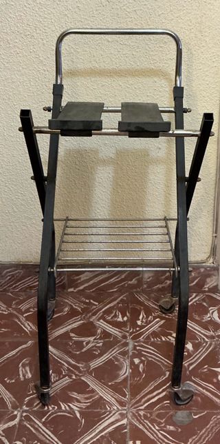 Carro TV Retro plegable y con ruedas