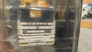 Camión Pegaso Renfe Contenedores