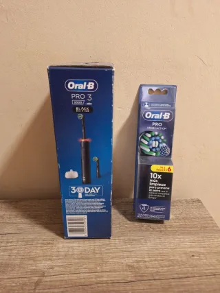 Cepillo Eléctrico Oral-B Pro 3 + 6 Cabezales