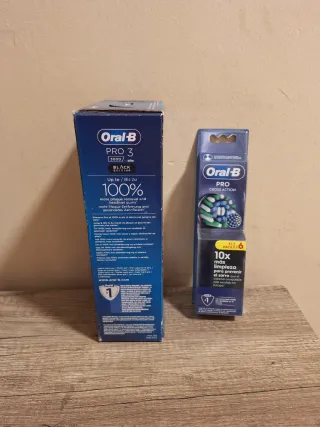 Cepillo Eléctrico Oral-B Pro 3 + 6 Cabezales