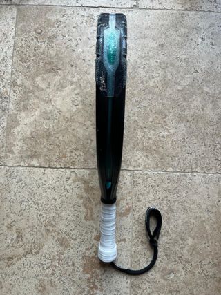 Pala Bullpadel Hack Hybrid 04 2025