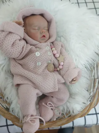 Bebé Reborn prematuro.
