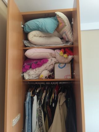 Armario juvenil nogal claro 2 puertas