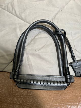 Bolso de mano de cuero