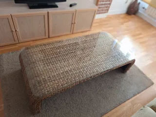 Mesa centro de yute y cristal