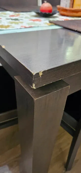 Mesa de comedor extensible y 6 sillas