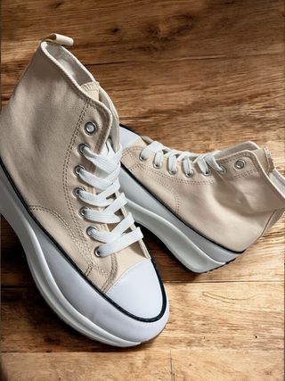 Zapatillas beige plataforma