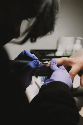 Manicura permanente y pedicura 15 euros!!