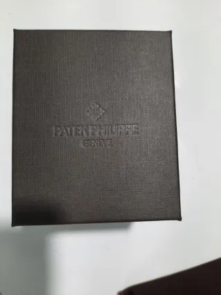 Caja Patek Philippe Marrón