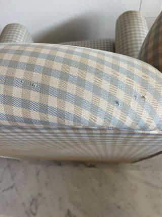 Sillón Orejero a Cuadros Beige y celeste