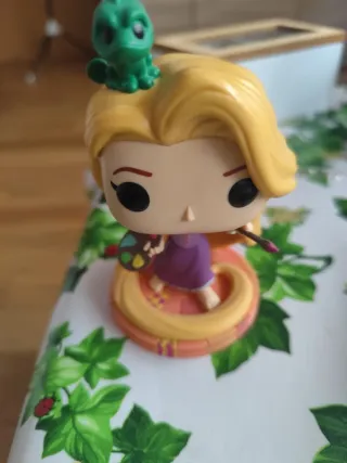 Funko Pop Rapunzel con Pascal