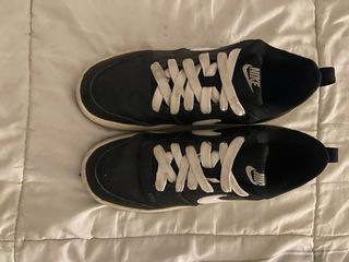 Zapatillas Nike Negras y Blancas